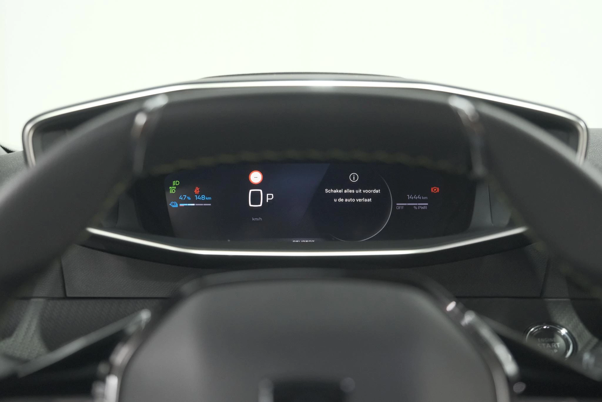 Hoofdafbeelding Peugeot e-2008