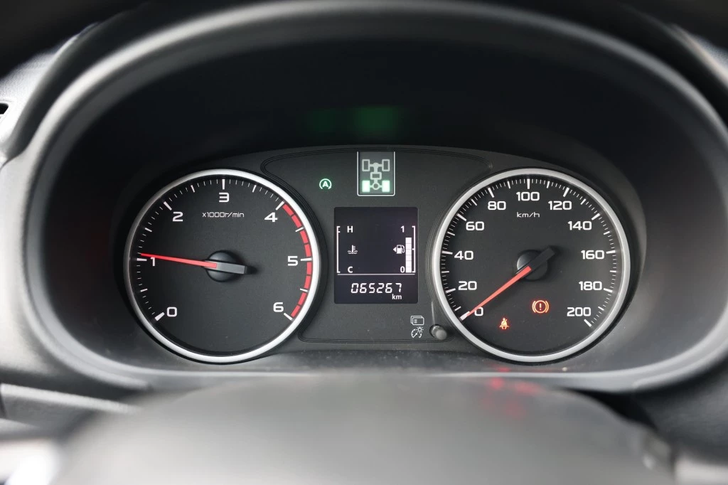 Hoofdafbeelding Mitsubishi L200