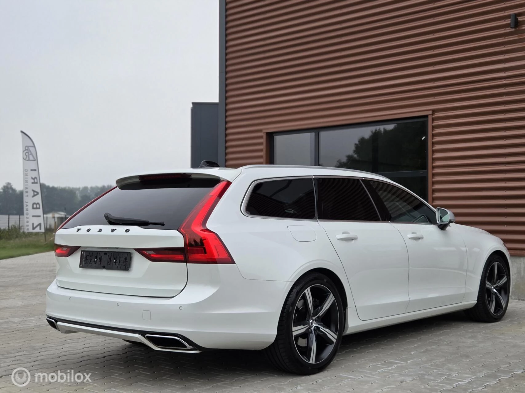 Hoofdafbeelding Volvo V90