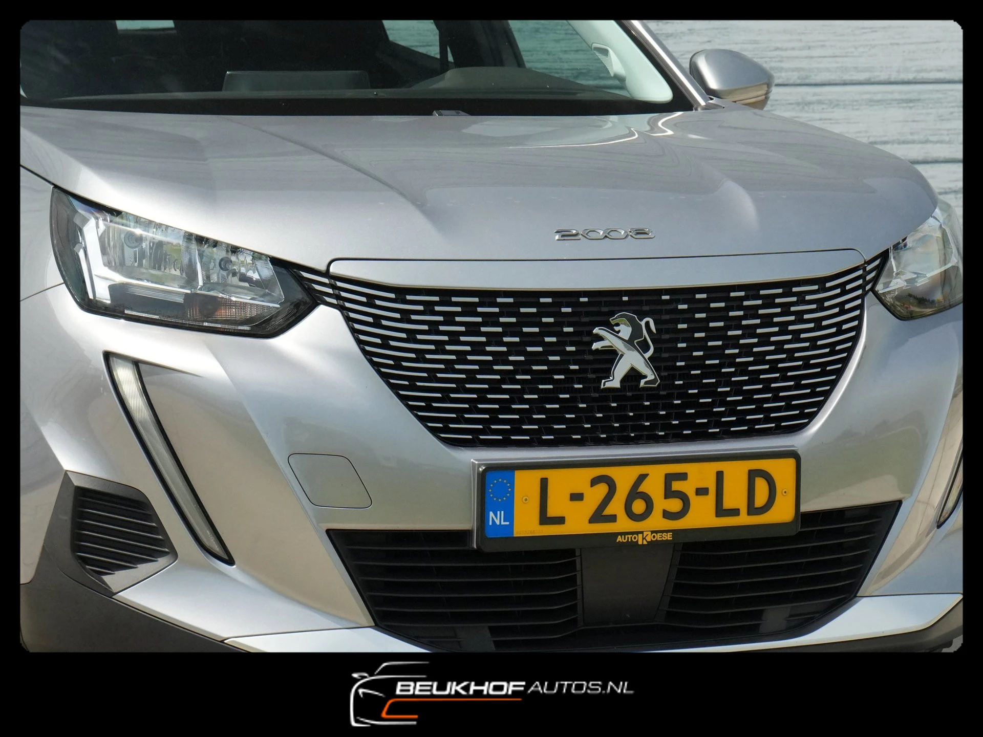 Hoofdafbeelding Peugeot e-2008