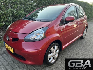 Toyota Aygo 1.0-12V Aspiration Green Half Leder NIEUWE APK!!