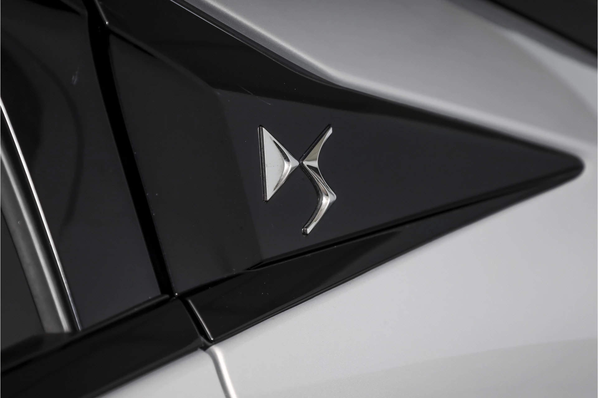 Hoofdafbeelding DS DS 4