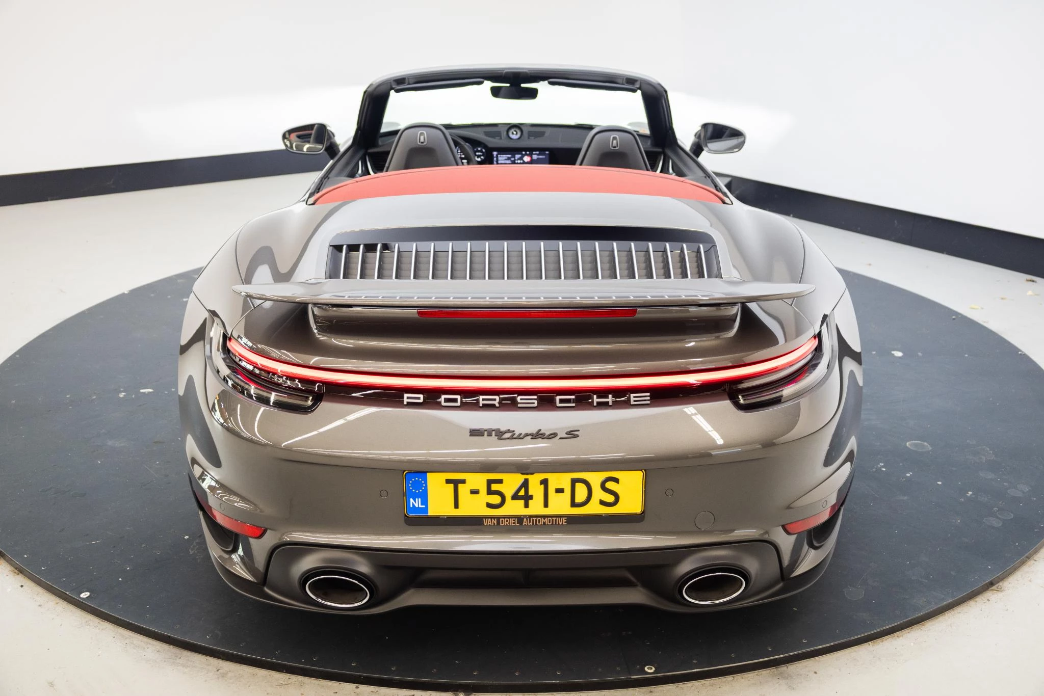 Hoofdafbeelding Porsche 911