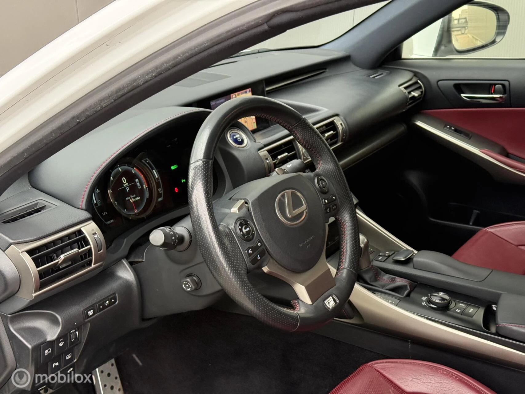 Hoofdafbeelding Lexus IS