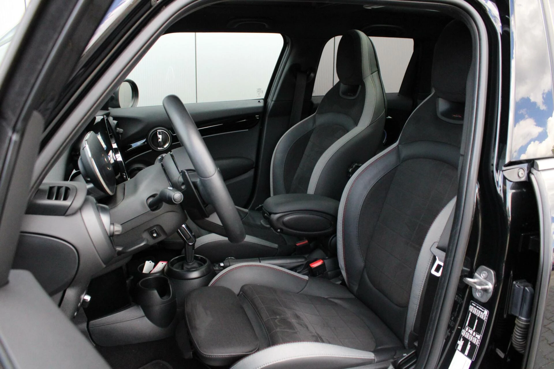 Hoofdafbeelding MINI Cooper S