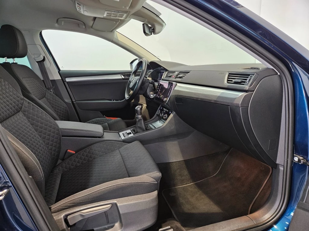 Hoofdafbeelding Škoda Superb