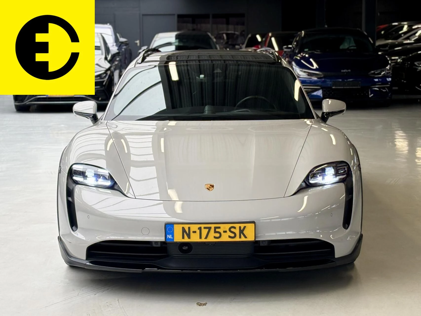 Hoofdafbeelding Porsche Taycan