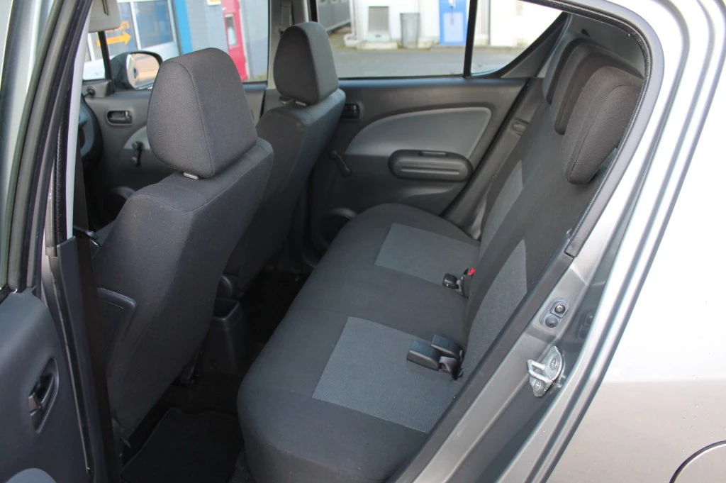 Hoofdafbeelding Opel Agila
