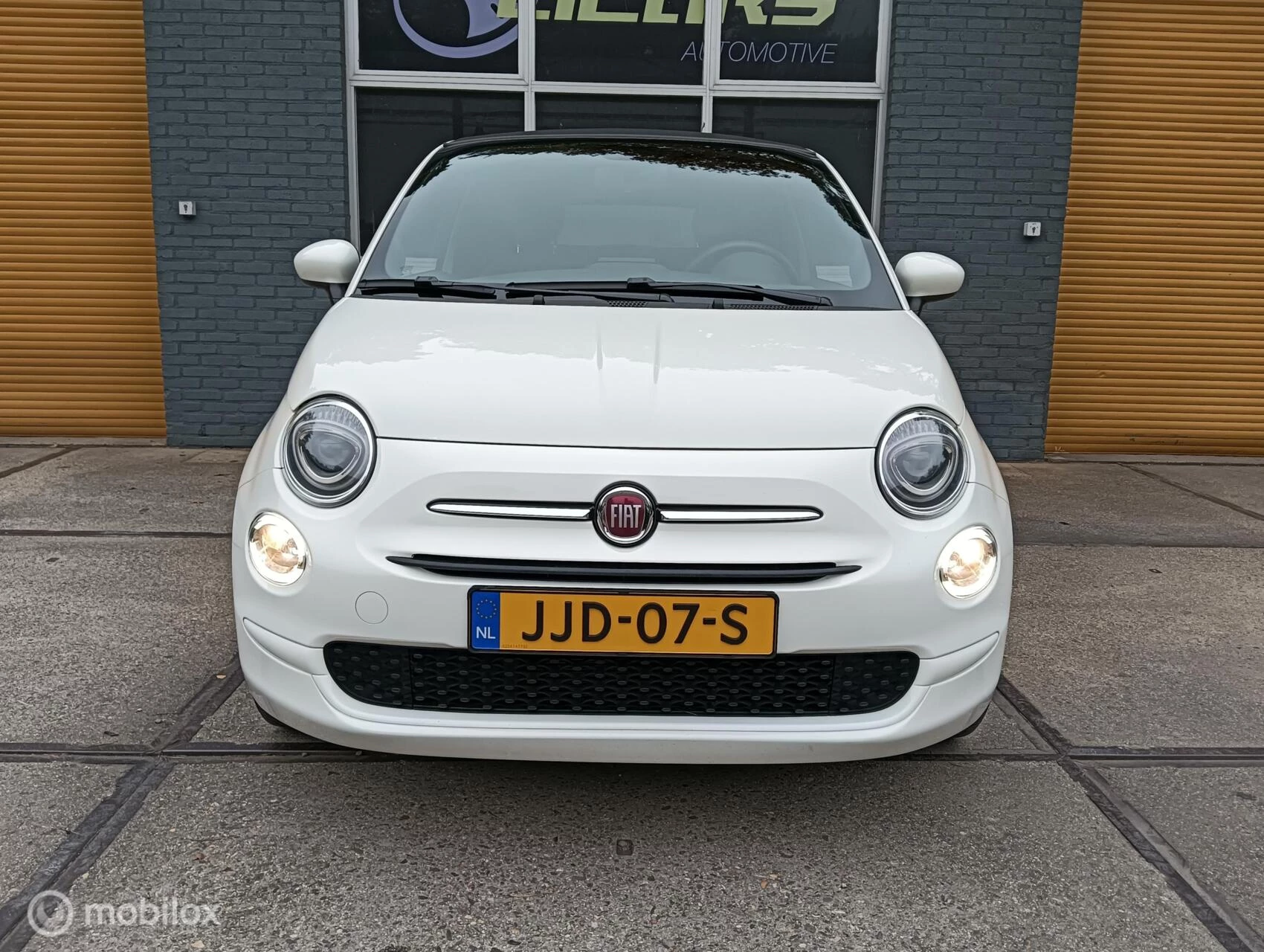 Hoofdafbeelding Fiat 500C