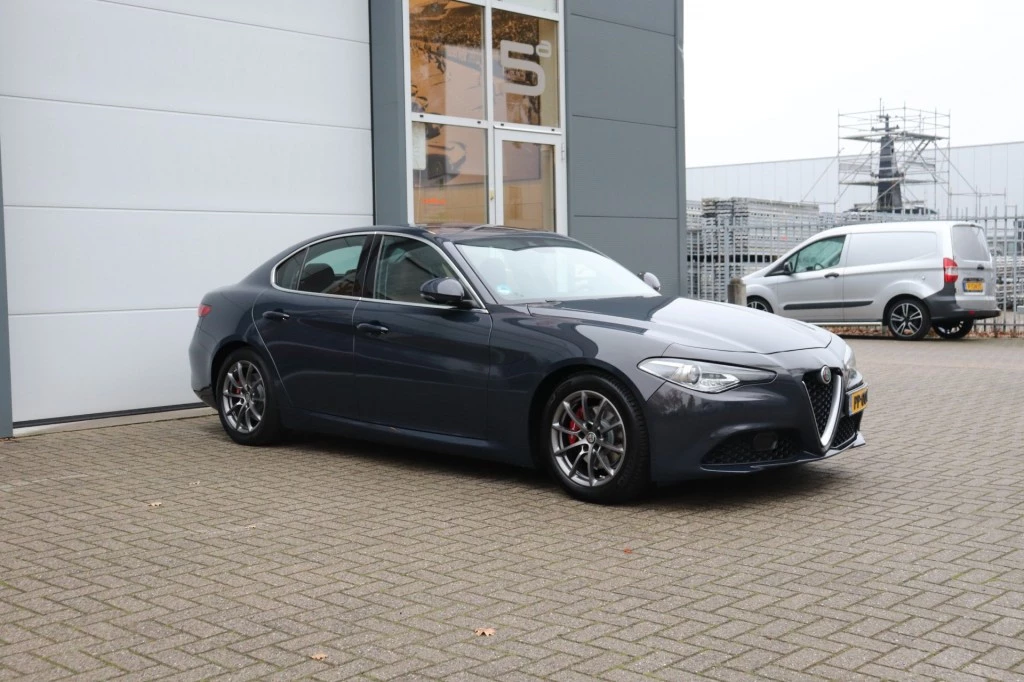 Hoofdafbeelding Alfa Romeo Giulia