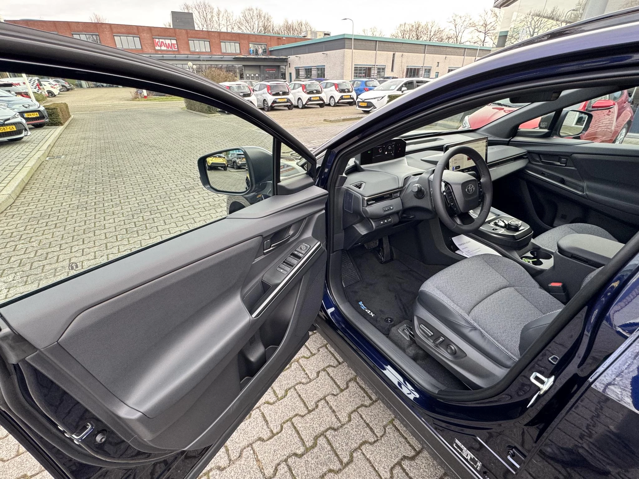 Hoofdafbeelding Toyota bZ4X