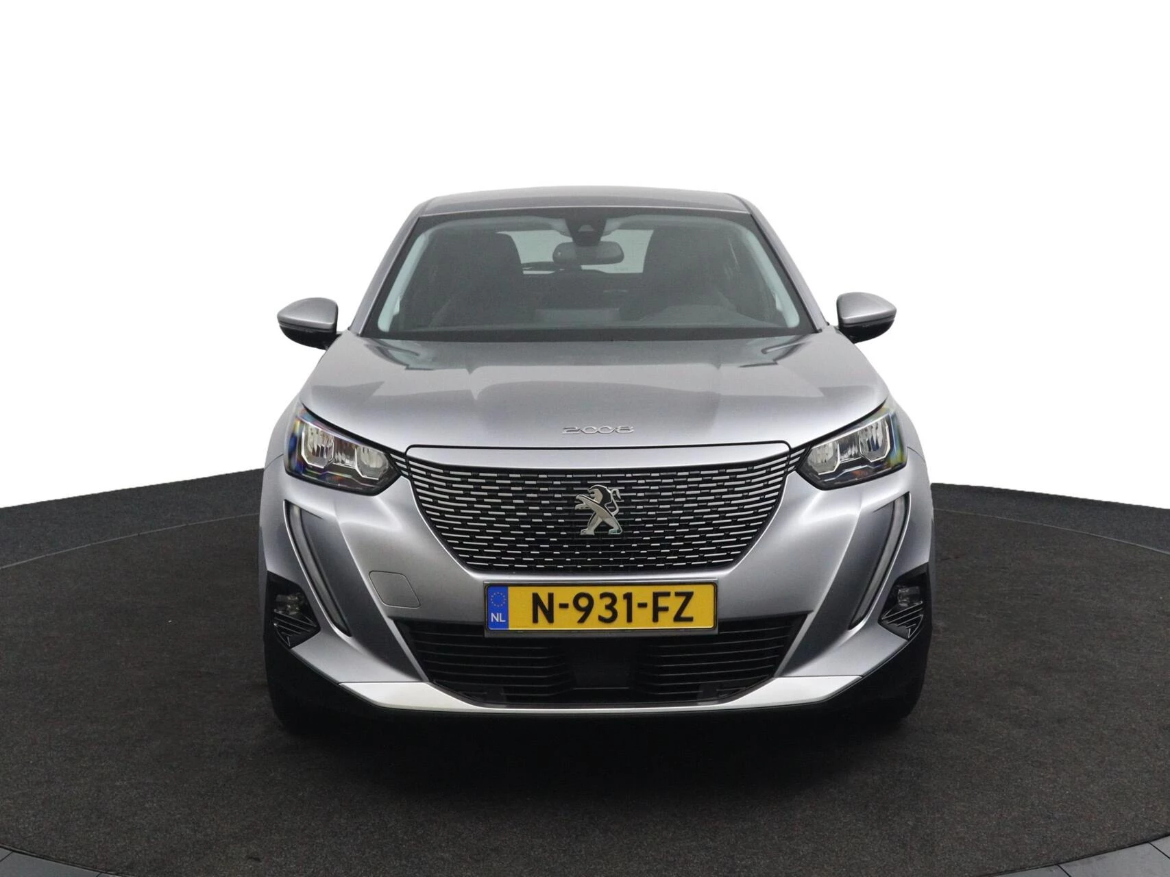 Hoofdafbeelding Peugeot e-2008
