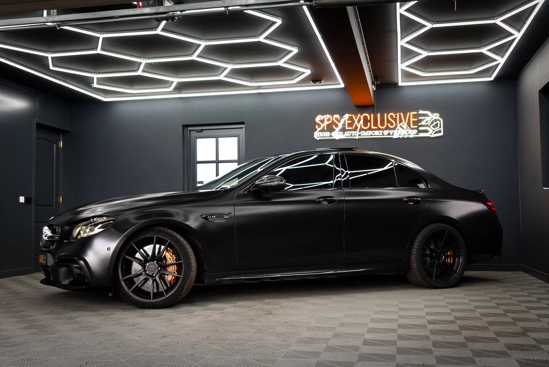 Hoofdafbeelding Mercedes-Benz E-Klasse