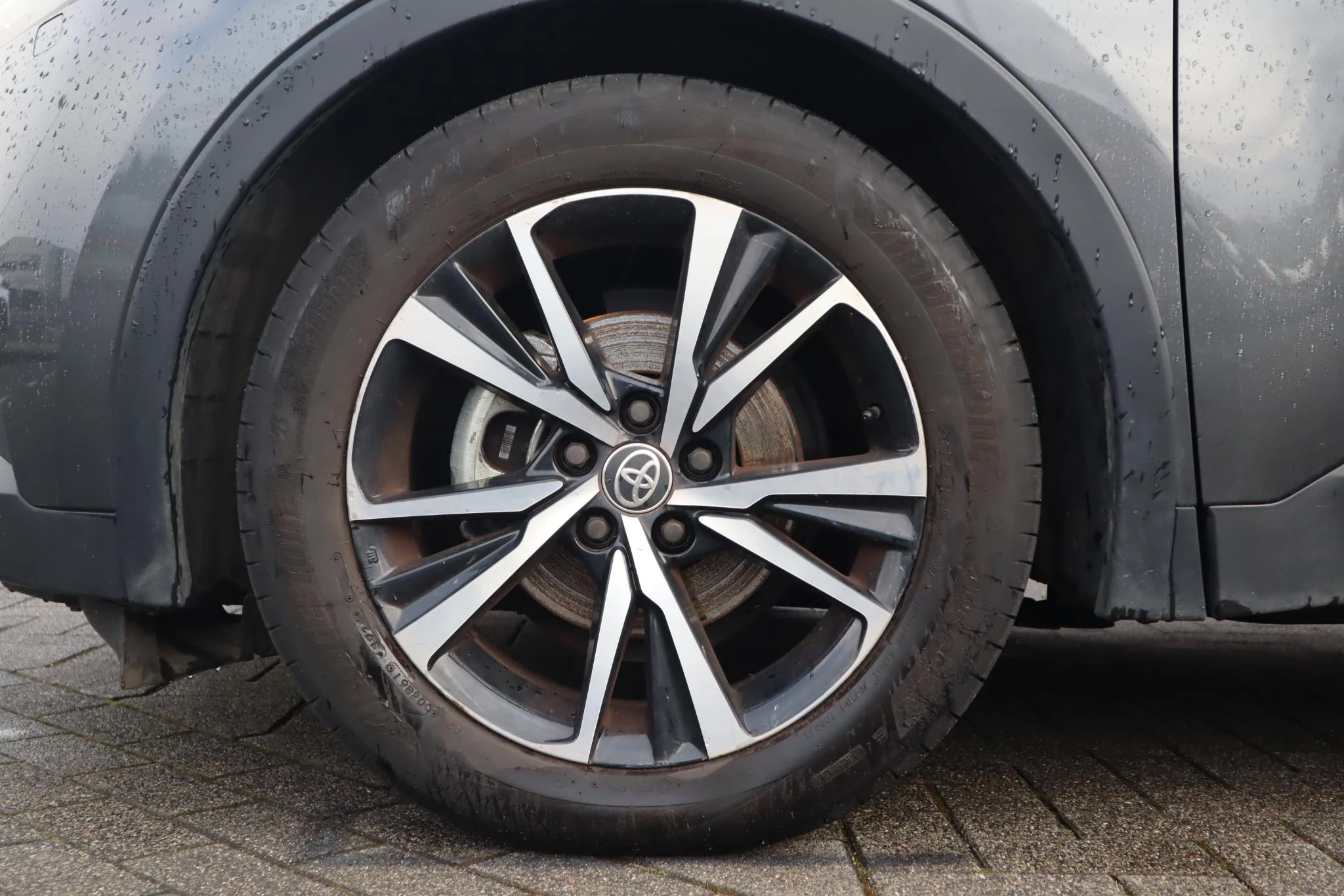 Hoofdafbeelding Toyota C-HR