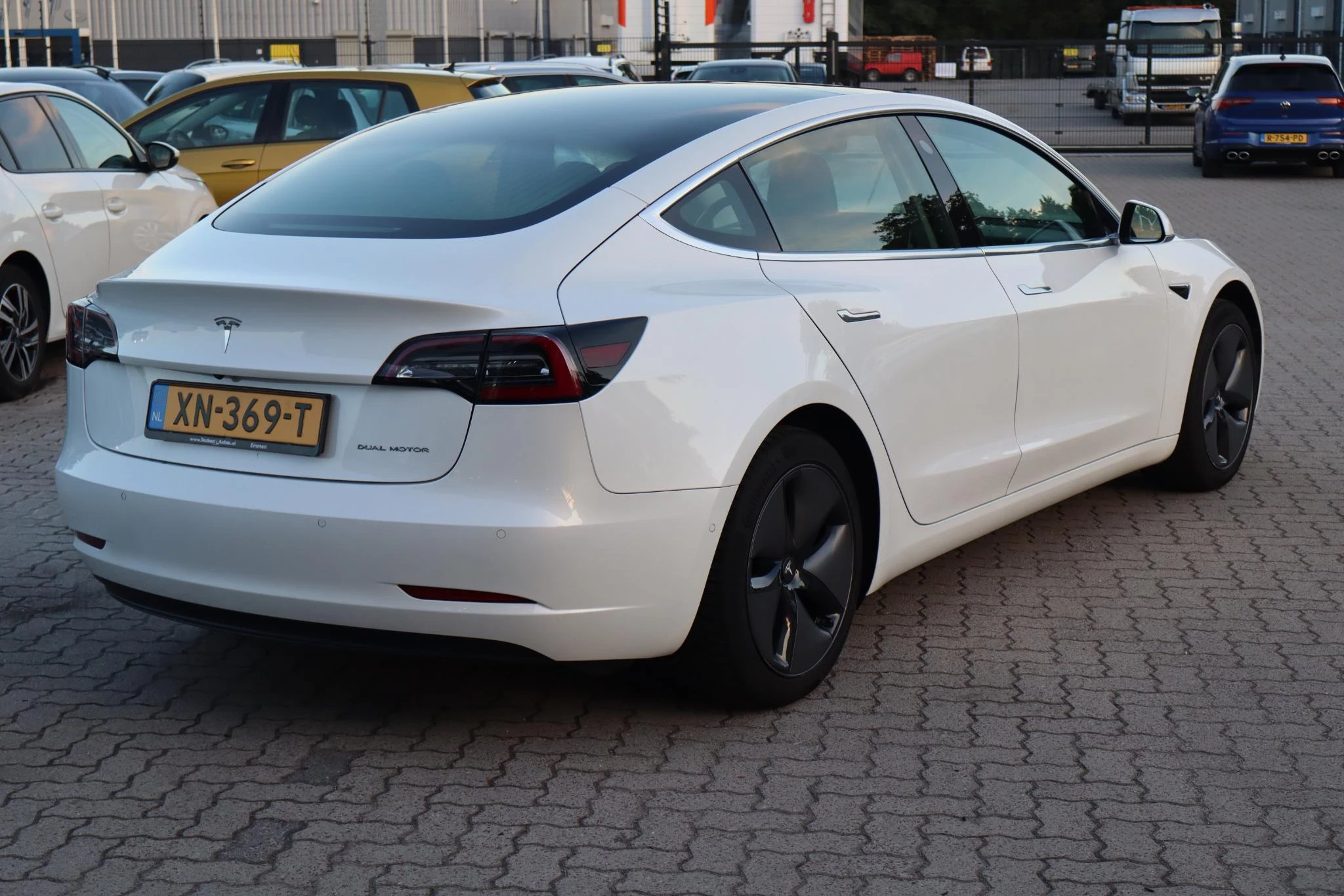 Hoofdafbeelding Tesla Model 3