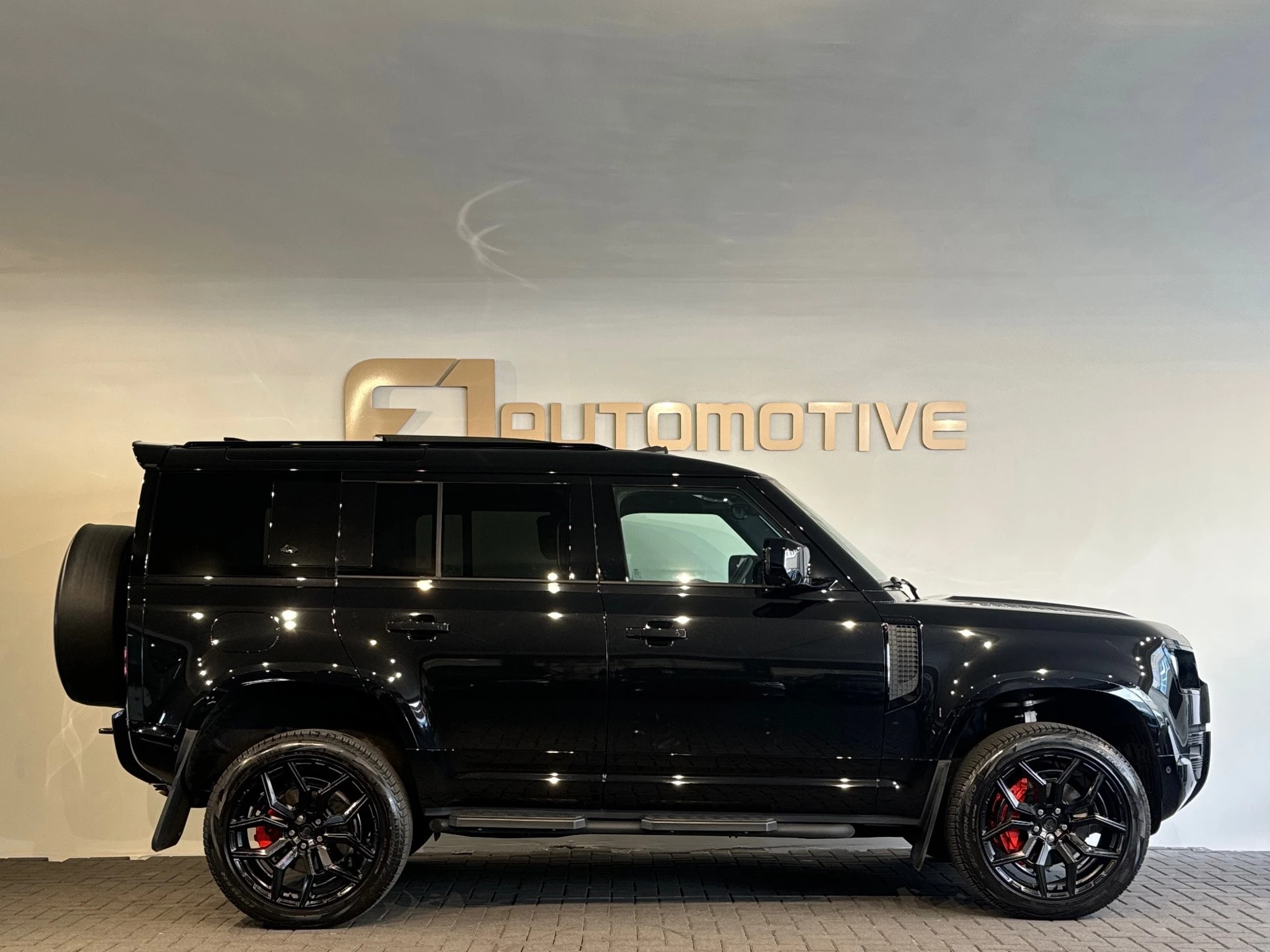 Hoofdafbeelding Land Rover Defender