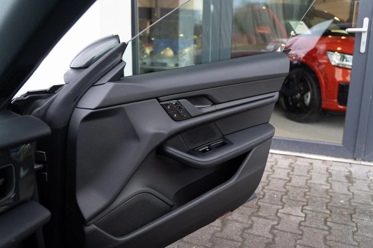 Hoofdafbeelding Porsche Taycan