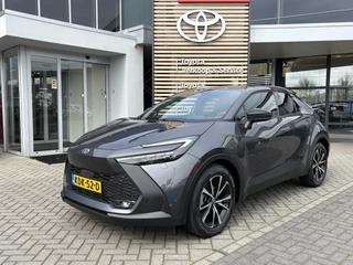 Toyota C-HR 1.8 HYBRID 140 FIRST-EDITION STOEL/STUURVERW PARK-SENSOREN ELEK-ACHTERKLEP BLIND-SPOT AD-CRUISE APPLE/ANDROID DRAADLOOS-LADEN LM-VELGEN DAB+ CAMERA