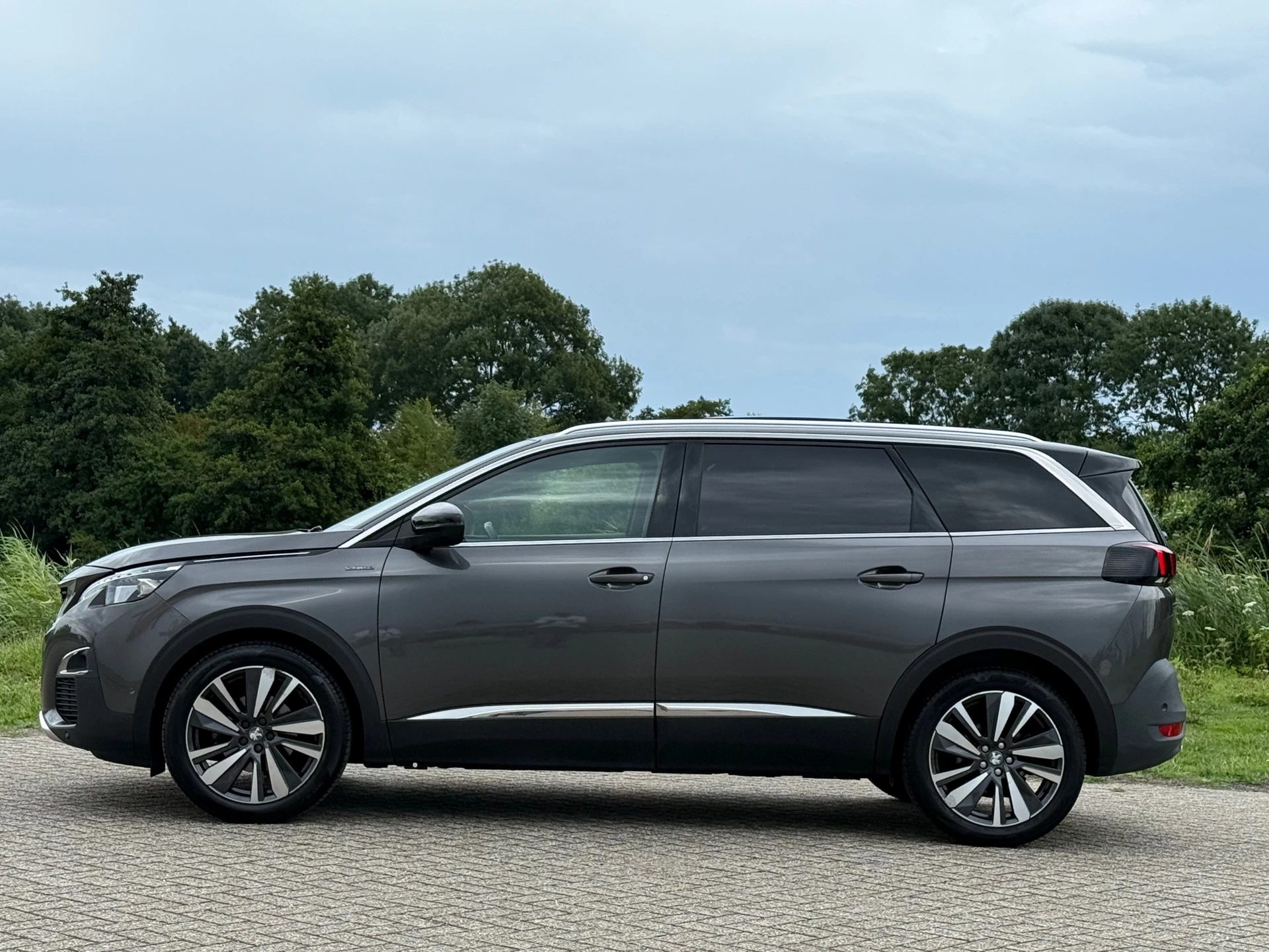 Hoofdafbeelding Peugeot 5008