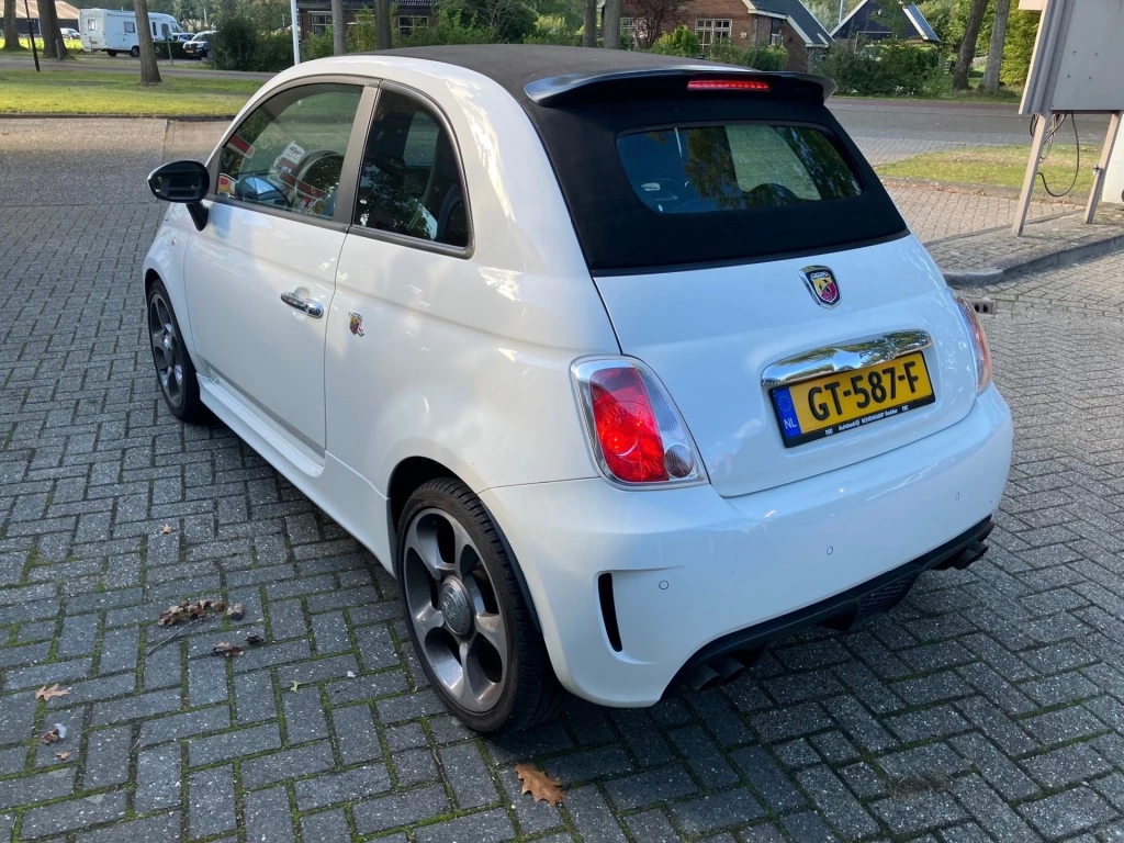 Hoofdafbeelding Abarth 500C