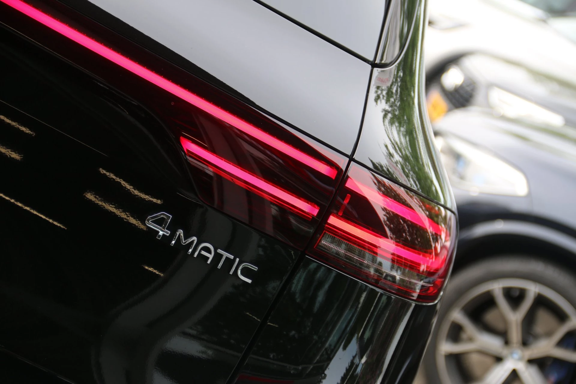 Hoofdafbeelding Mercedes-Benz EQC