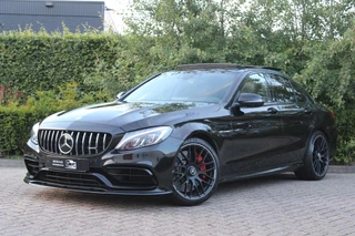 Mercedes-Benz C-klasse AMG C63S | Panoramadak | Memory | Sfeerverlichting | Carbon | Lane assist | 360 Camera | Burmeister | Keyle