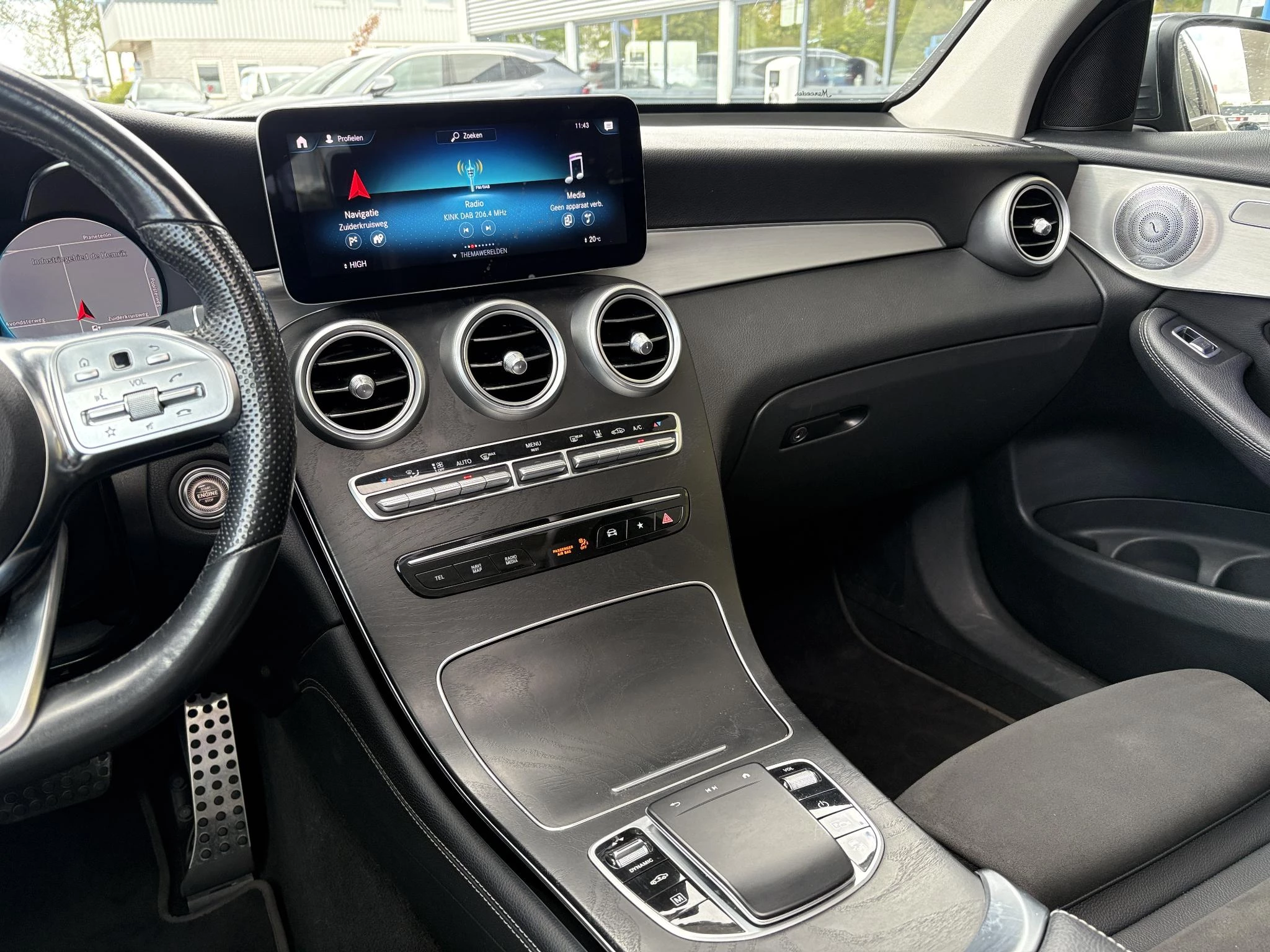 Hoofdafbeelding Mercedes-Benz GLC