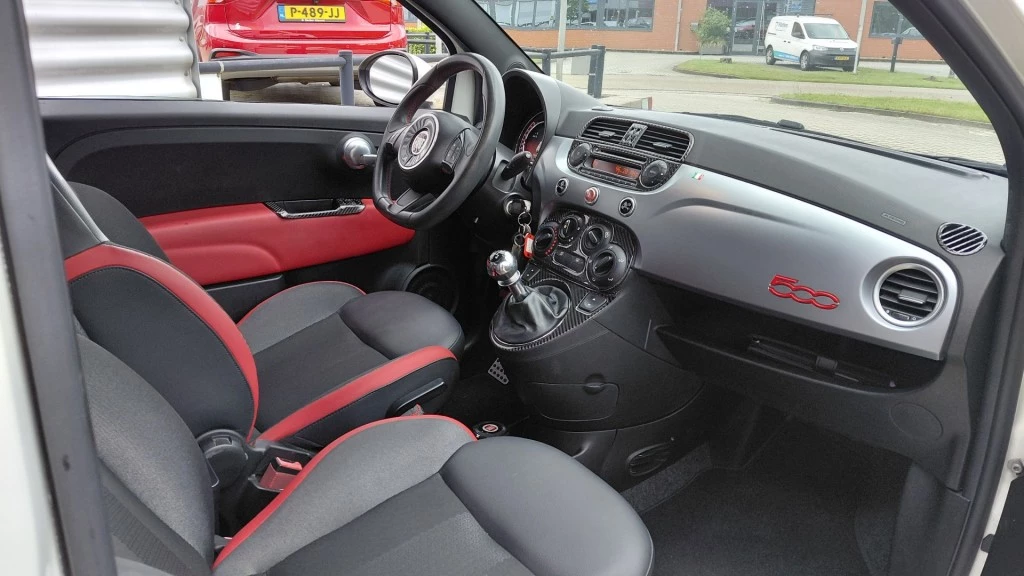Hoofdafbeelding Fiat 500