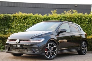 Hoofdafbeelding Volkswagen Polo Volkswagen Polo 2.0 TSI GTI DSG Panoramadak|Virtual |Velour|BeatsbyDre|Stoelverwarming|Dodehoek|Draadloosopladen|Achterruitrijcame