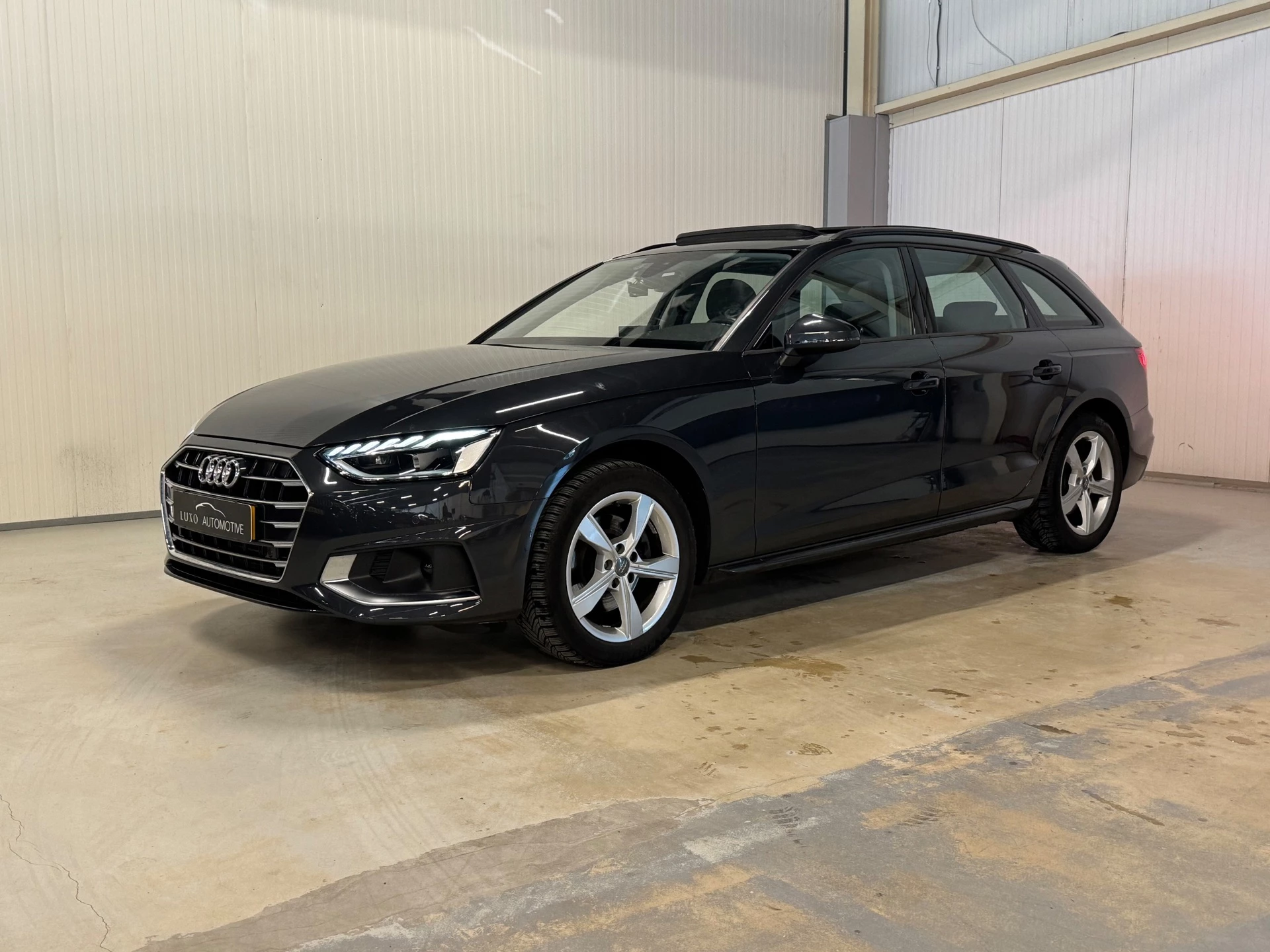 Hoofdafbeelding Audi A4
