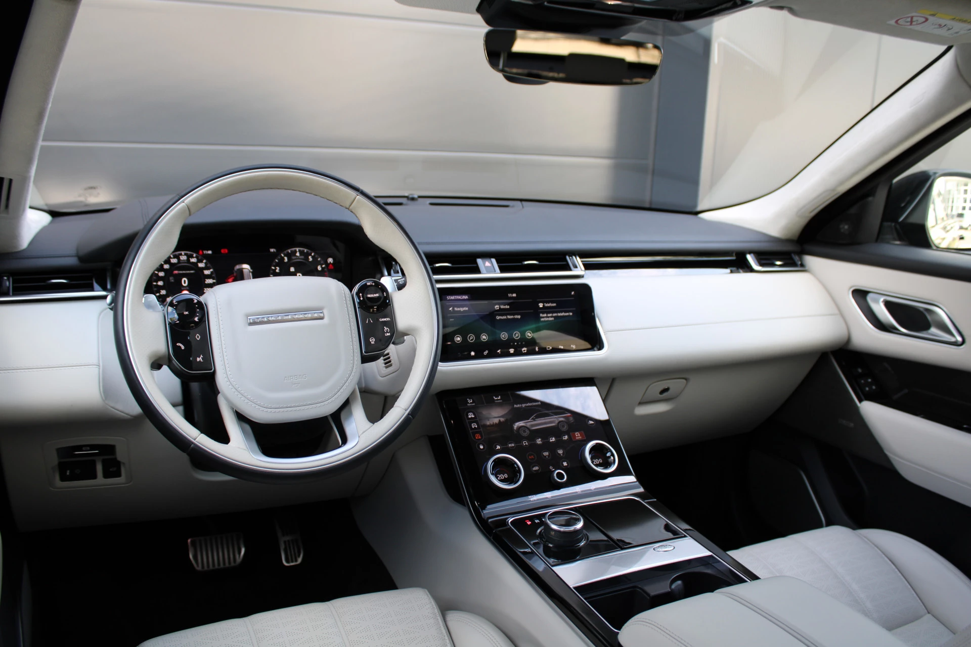 Hoofdafbeelding Land Rover Range Rover Velar