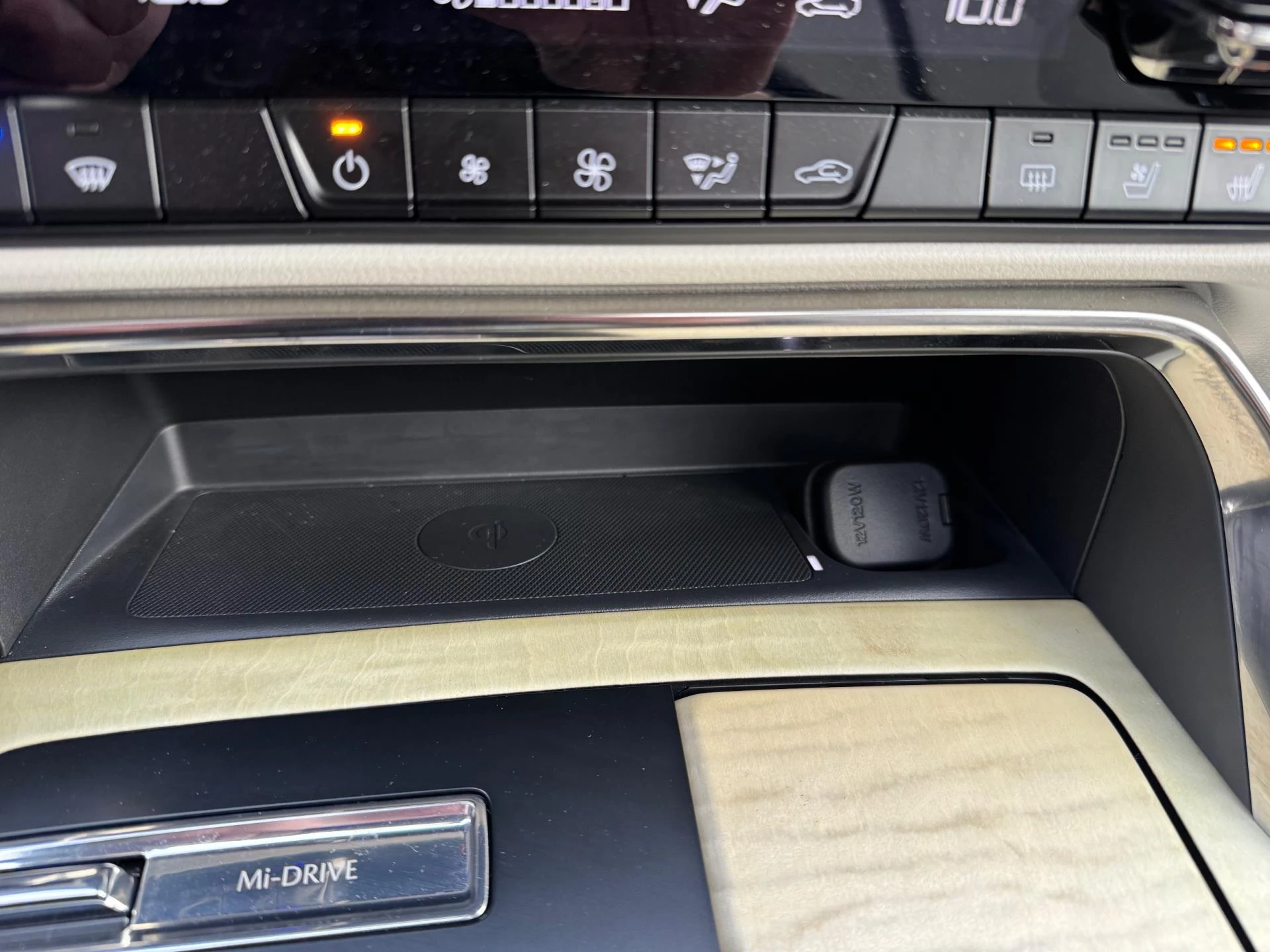 Hoofdafbeelding Mazda CX-60