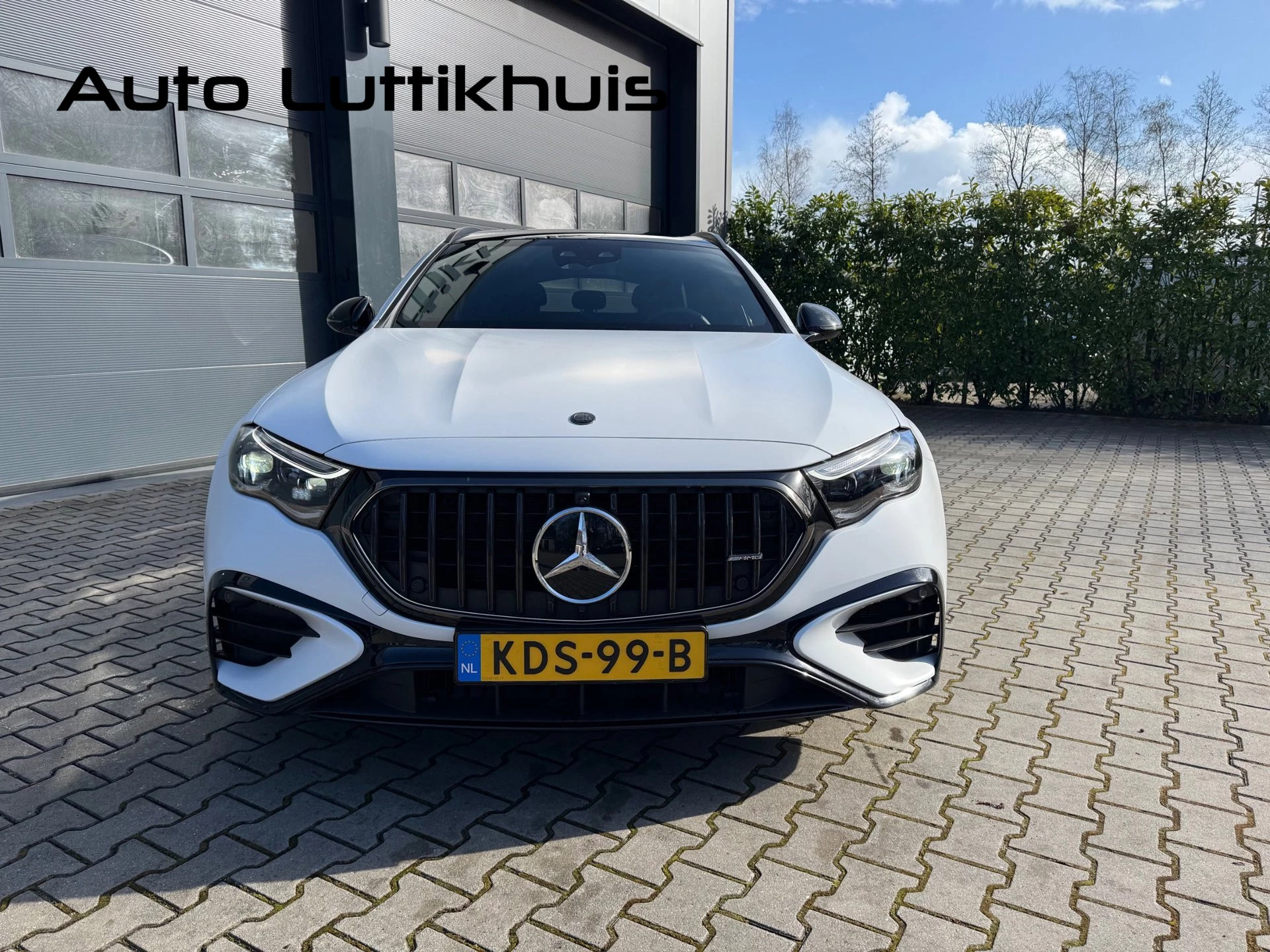 Hoofdafbeelding Mercedes-Benz E-Klasse