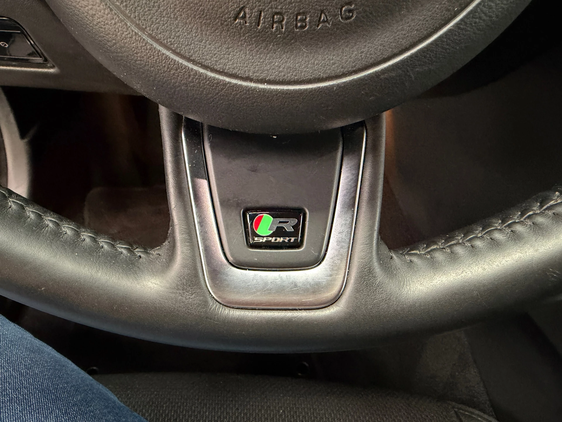 Hoofdafbeelding Jaguar XE