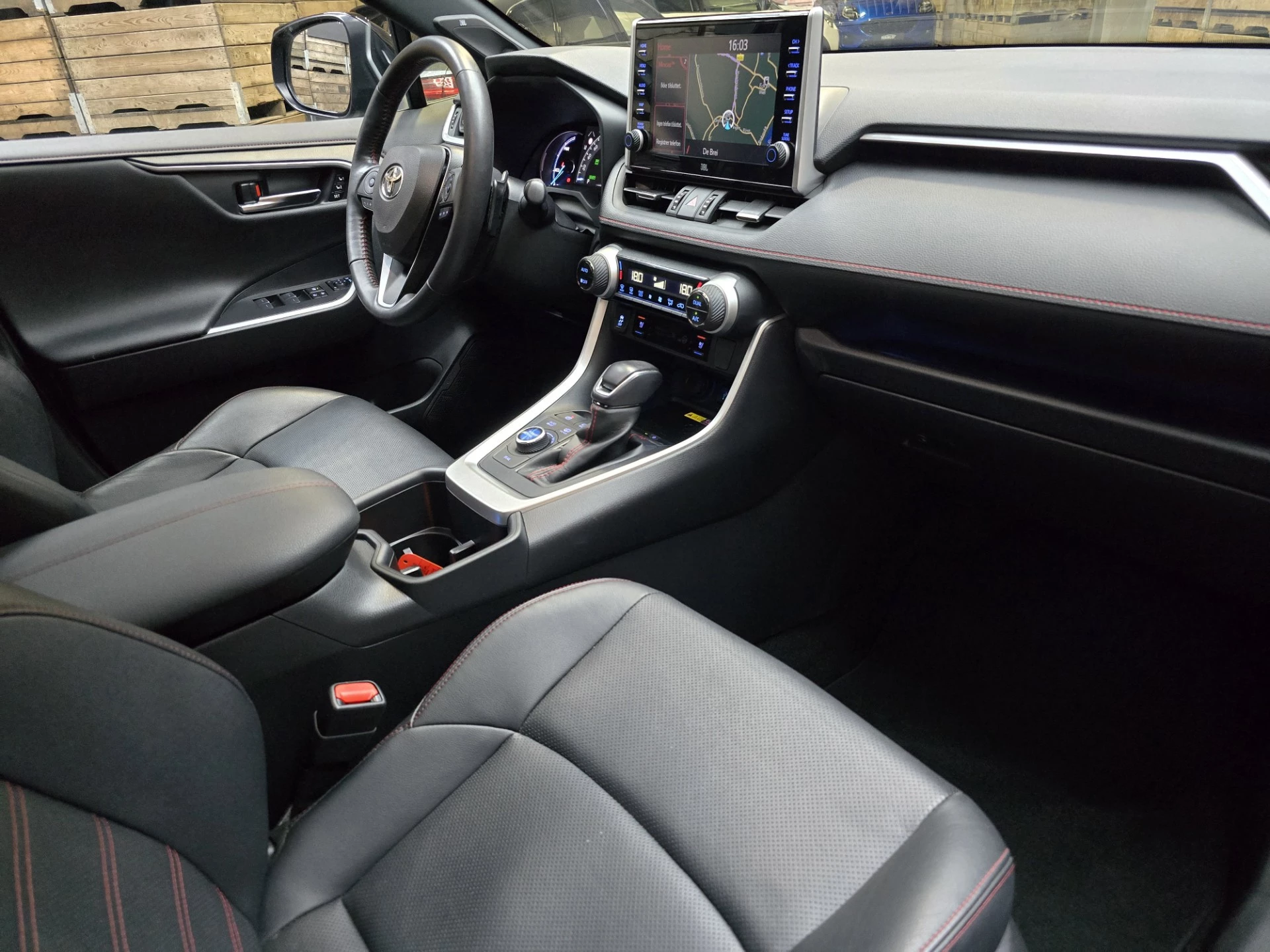 Hoofdafbeelding Toyota RAV4