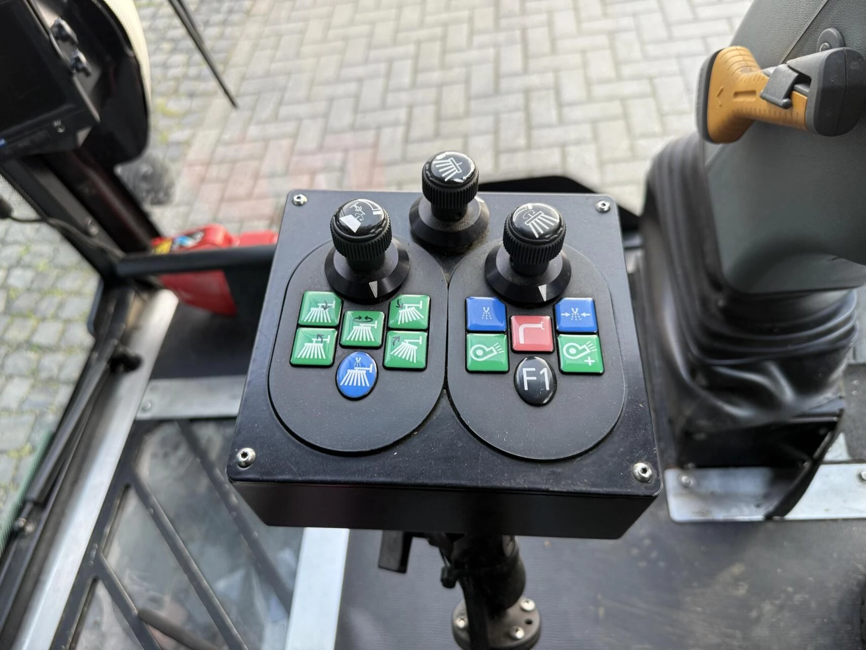 Hoofdafbeelding Mathieu MC 210 Azura Flex Euro 6