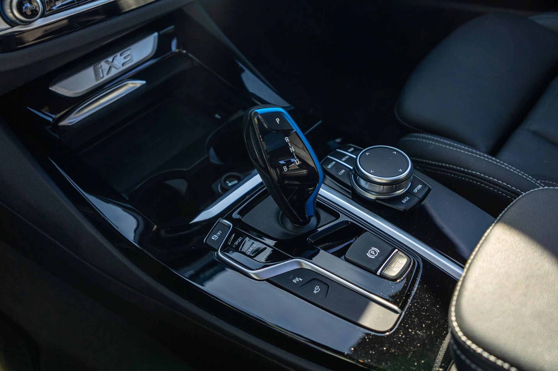 Hoofdafbeelding BMW iX3