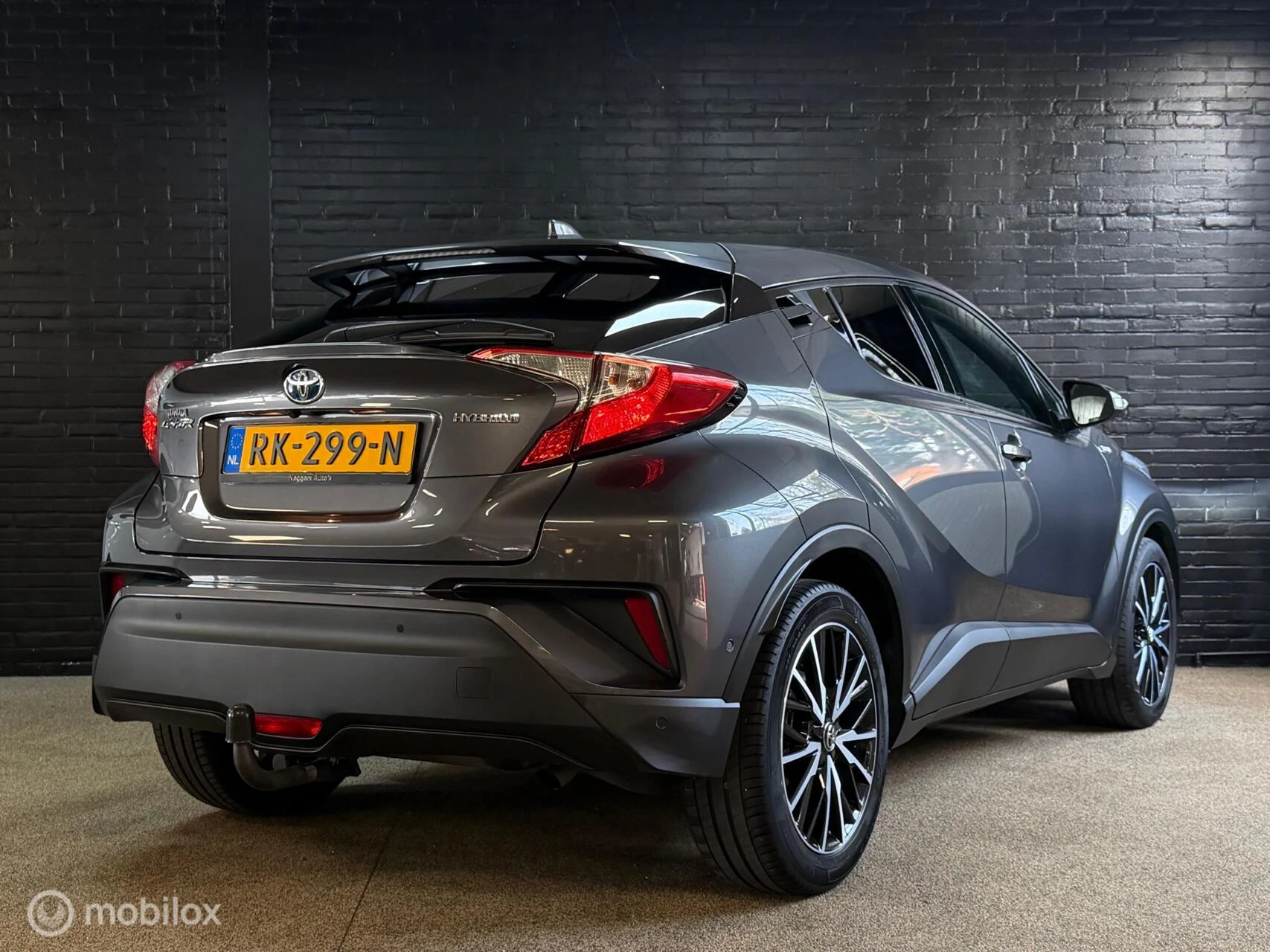 Hoofdafbeelding Toyota C-HR