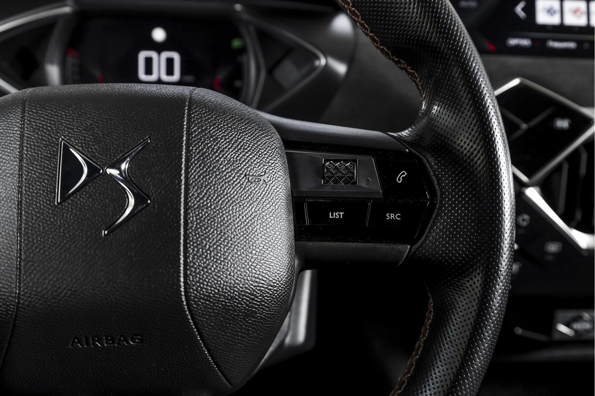 Hoofdafbeelding DS DS 3