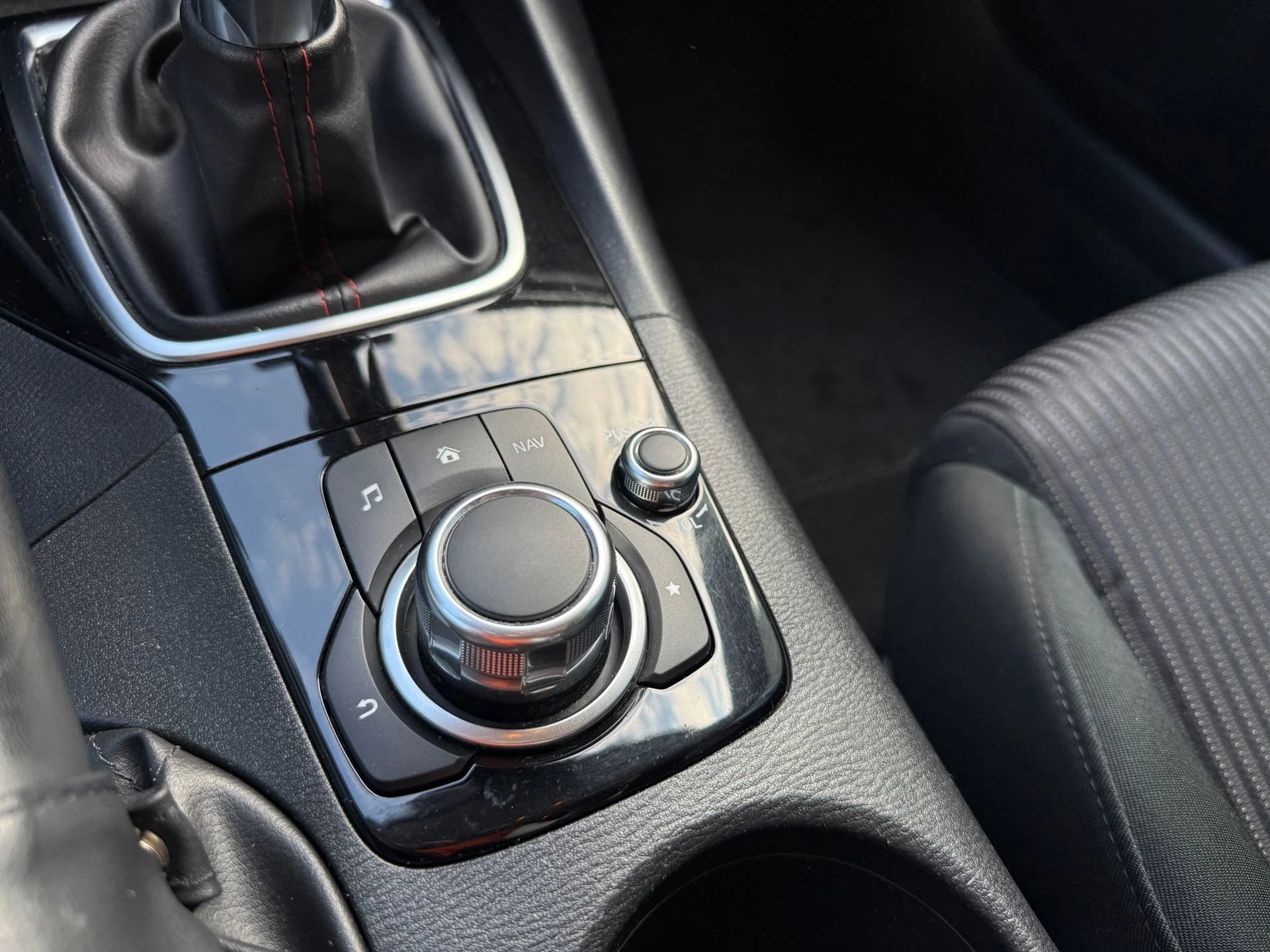 Hoofdafbeelding Mazda 3