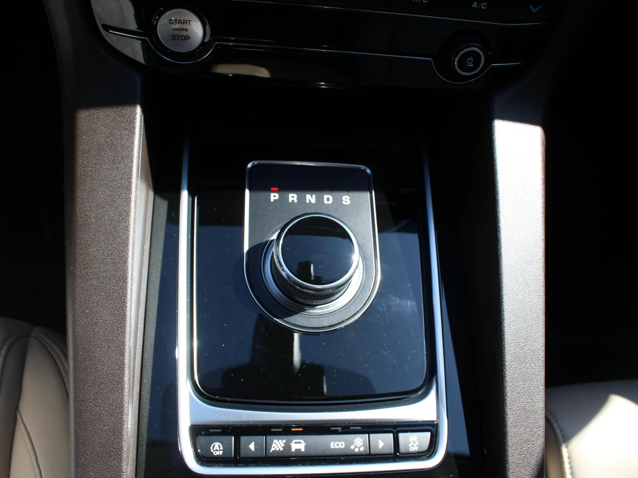 Hoofdafbeelding Jaguar F-PACE
