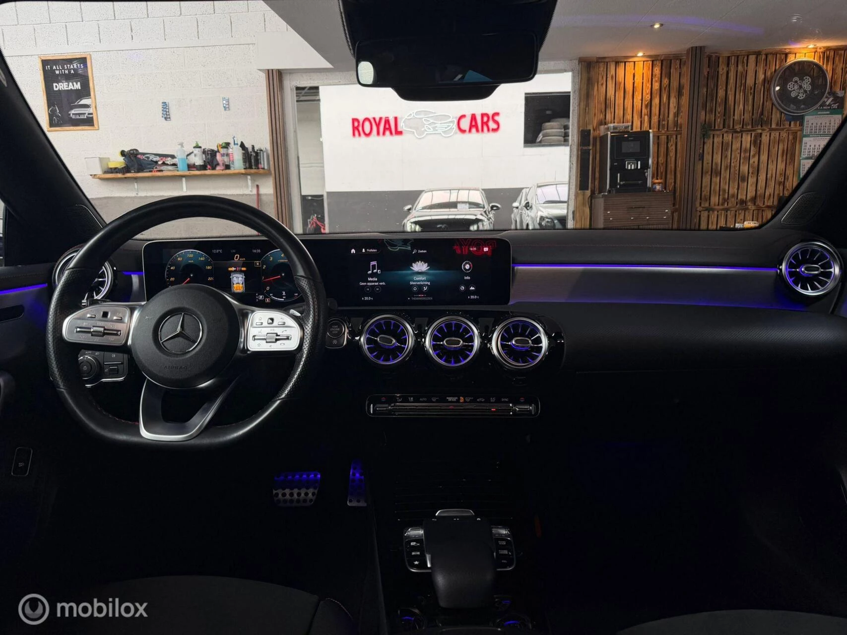 Hoofdafbeelding Mercedes-Benz CLA