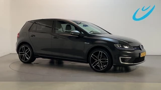 Volkswagen Golf 1.4 TSI GTE DSG LED Navigatie Parkeersensoren Climate Control