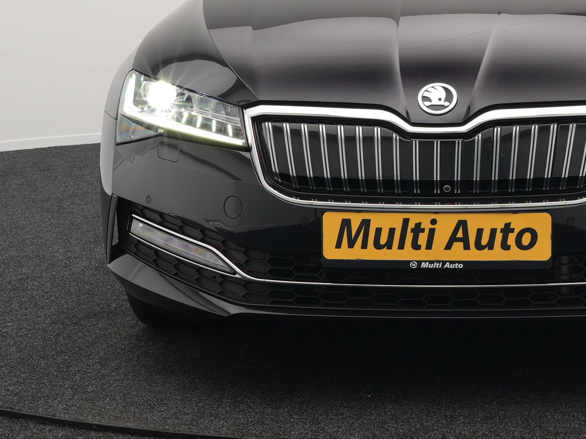 Hoofdafbeelding Škoda Superb