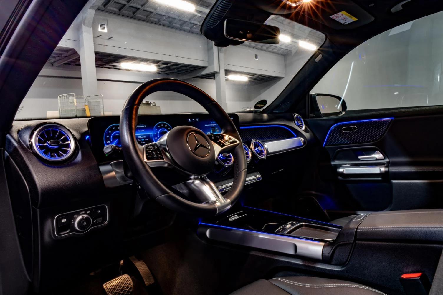 Hoofdafbeelding Mercedes-Benz EQB