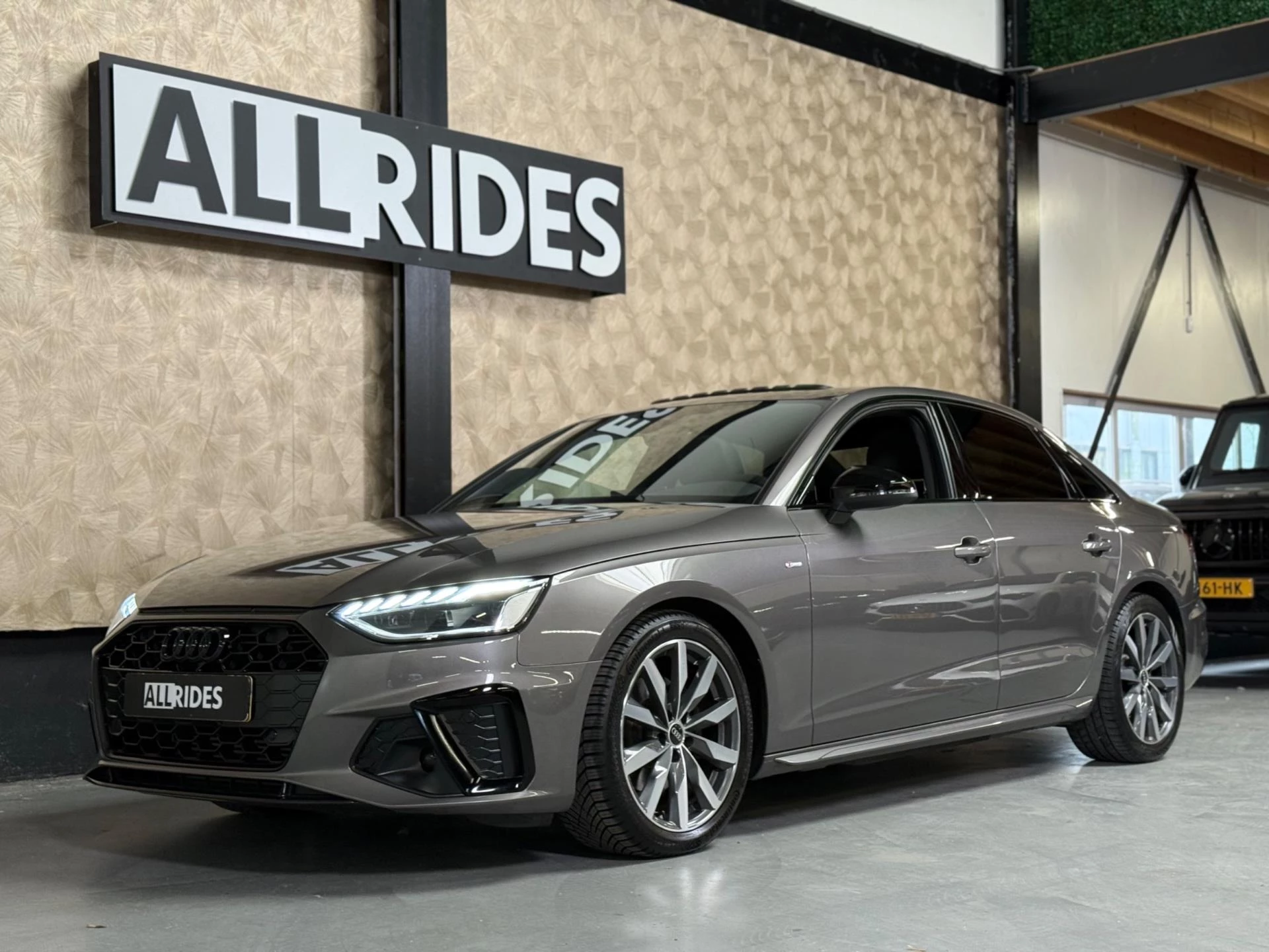 Hoofdafbeelding Audi A4