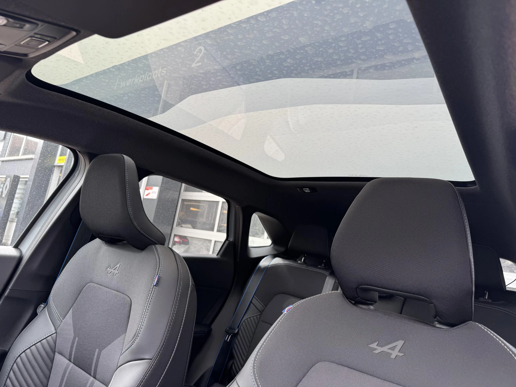 Hoofdafbeelding Renault Symbioz