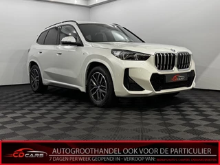 BMW X1 xDrive25e M Sport Half leder, Camera, Navi, Keyless start, Virtual desk, Stoelverwarming, Elektrische achterklep, 3 jaar garantie