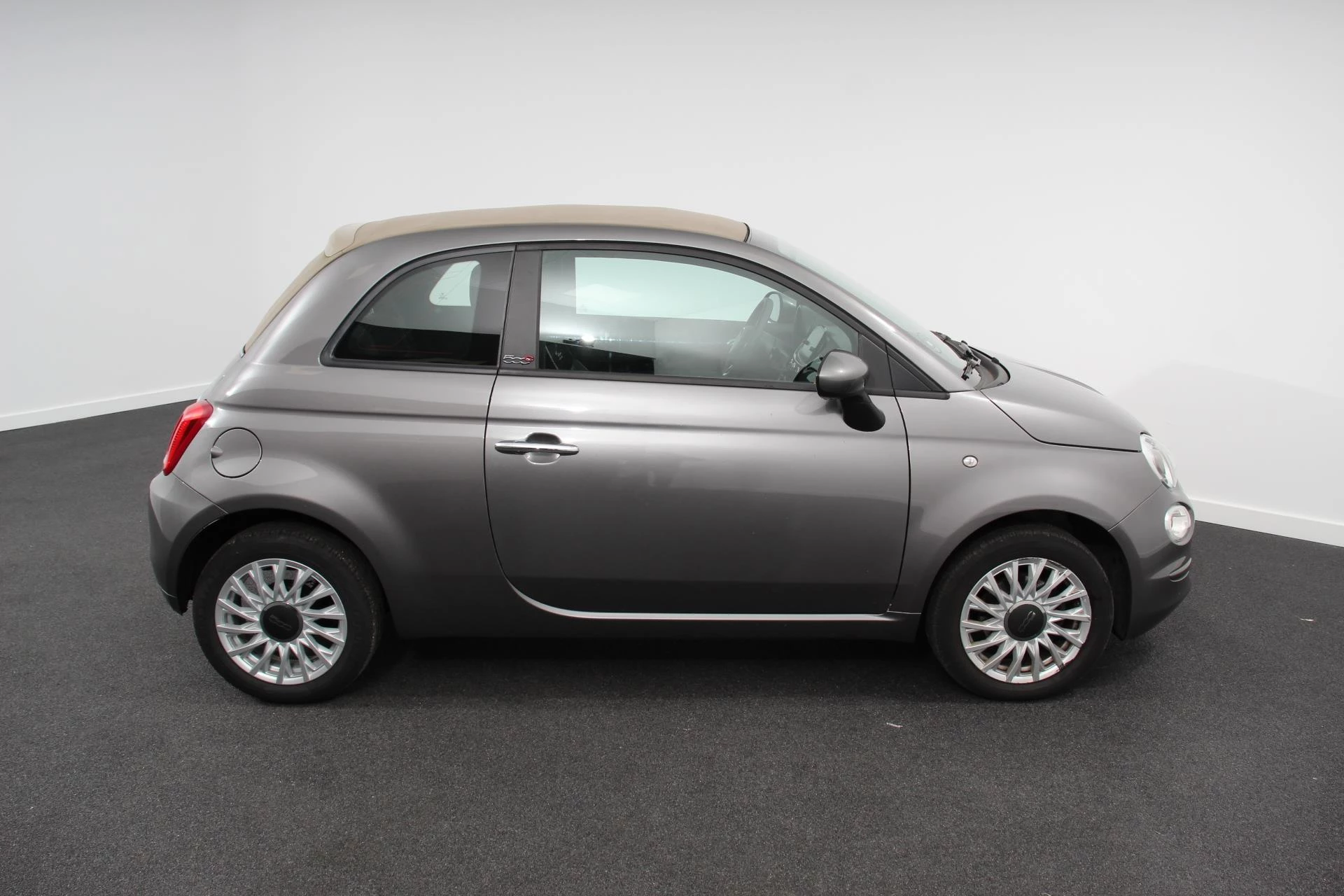 Hoofdafbeelding Fiat 500C