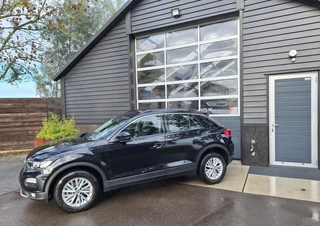 Volkswagen T-Roc 1.0 TSI Style 1e Eig. !! BTW-Auto !! Full-map Navigatie, Apple Carplay / Android, Airco, Adap. Cruise-Control.